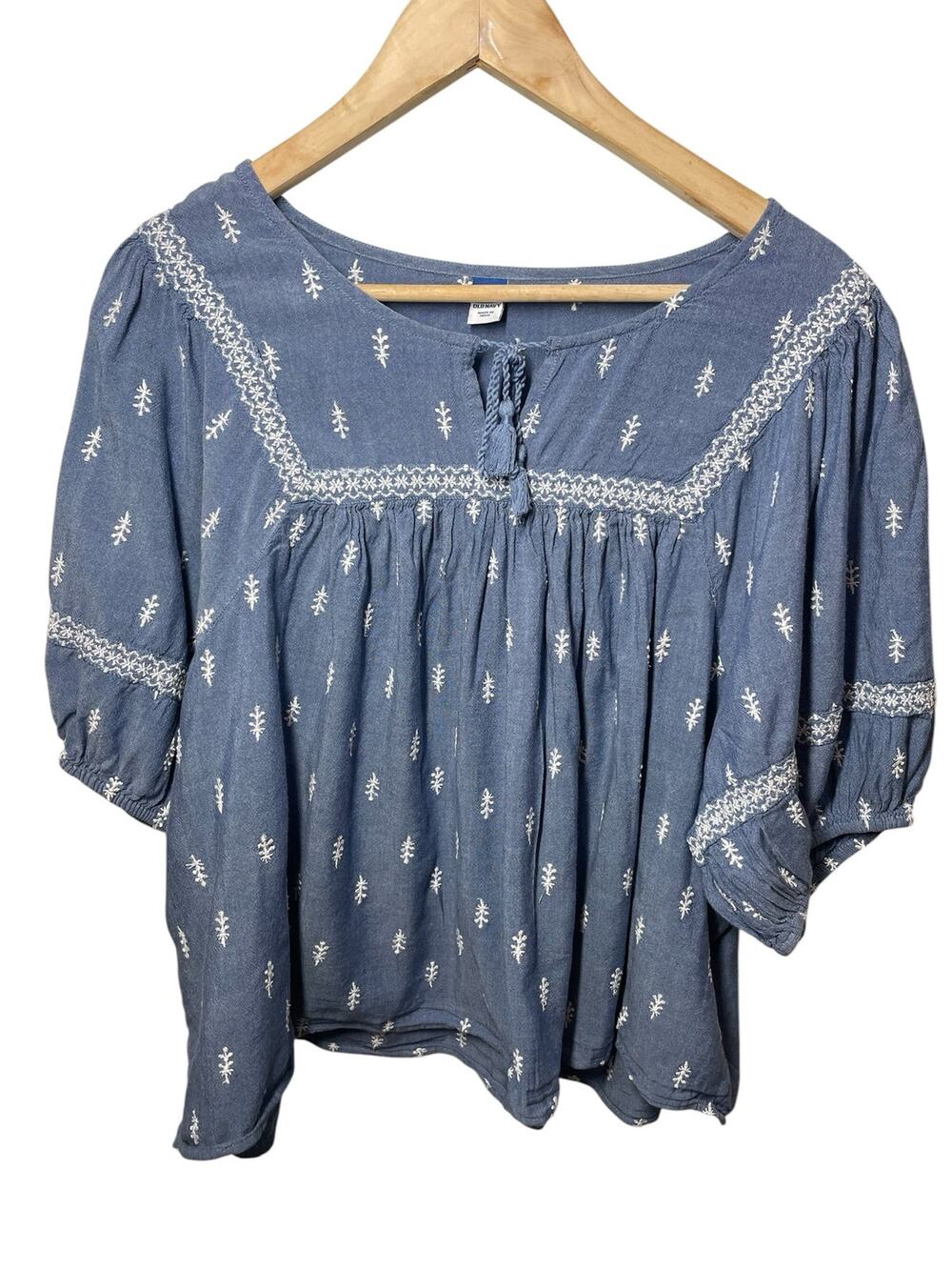 Old Navy Short Sleeve Embroidered Top Blouse Blue Size XL